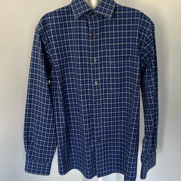 Jos. A. Bank Traveler Blue Plaid Casual Buttondown Sz. M - Picture 4 of 7